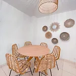 Petit Patio - 2 - Centre - Climatisation * Cassis