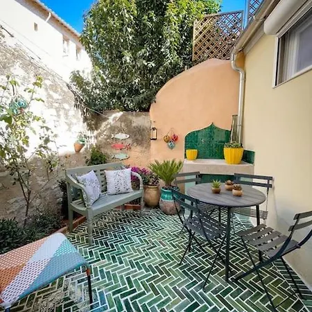 Petit Patio - 2 - Centre - Climatisation Apartment